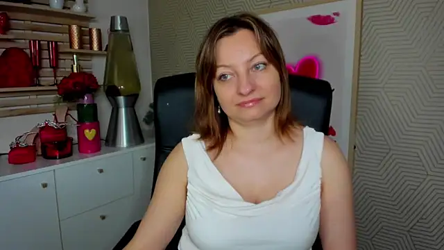 angelaSamt online show from April 2026 05:31:02 AM