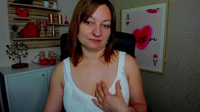 angelaSamt online show from May 2026 05:32:02 AM