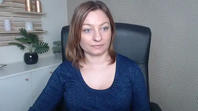 angelaSamt online show from November 2025 07:52:03 AM