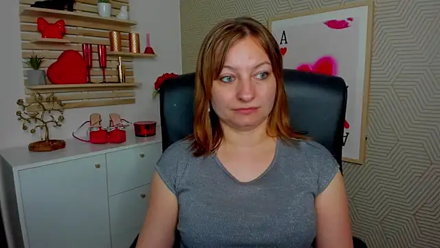 angelaSamt online show from May 2026 05:33:01 AM