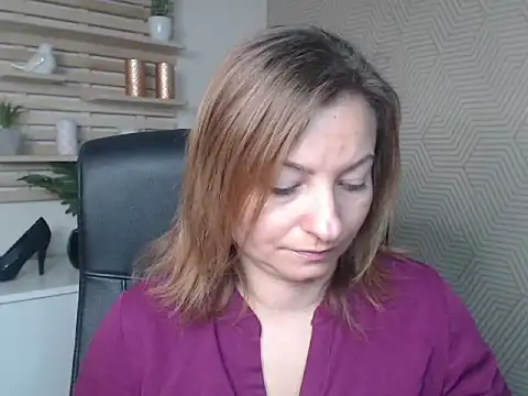 Snapshot of angelaSamt chatting on September 2025 05:35:01 AM angelaSamt online show from September 2025 05:35:01 AM