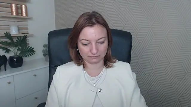 angelaSamt online show from November 2025 06:38:02 AM