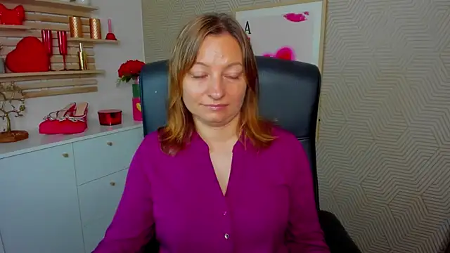 angelaSamt online show from June 2026 05:37:02 AM