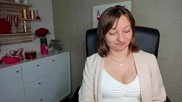 angelaSamt online show from March 2026 06:47:01 AM