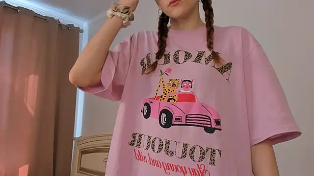 VelvetRisque online show from March 2026 07:21:02 AM