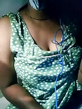 Alina-khan online show from April 2026 06:47:02 PM