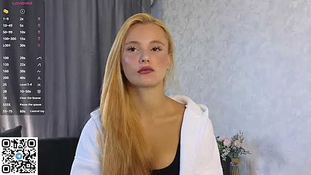 NaughtySeraphine online show from September 2025 06:25:02 AM