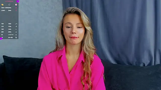 NaughtySeraphine online show from November 2025 06:06:02 AM