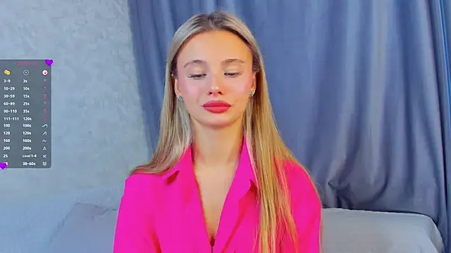 NaughtySeraphine online show from November 2025 06:14:02 AM