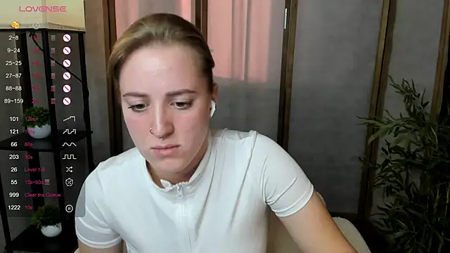 Alice Cire online show from October 2025 09:43:01 AM
