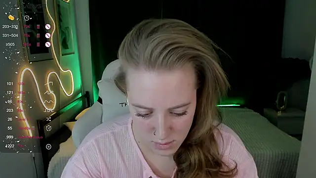 Alice Cire online show from December 2025 02:23:01 PM