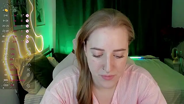 Alice Cire online show from December 2025 01:57:02 PM