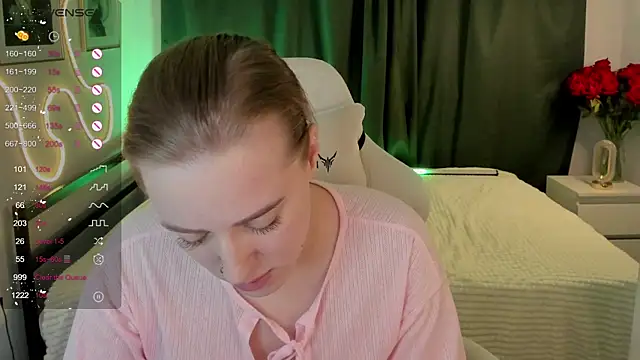 Alice Cire online show from December 2025 02:19:02 PM