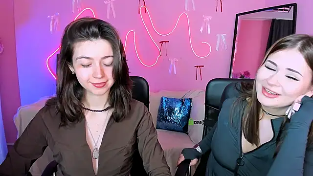 kitniss dreamy online show from April 2026 07:17:02 PM