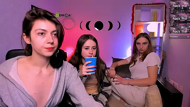 Snapshot of kitniss_dreamy chatting on February 2026 04:23:02 PM kitniss dreamy online show from February 2026 04:23:02 PM