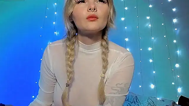 Snapshot of Wicked_cookie chatting on October 2025 04:16:01 PM Wicked cookie online show from October 2025 04:16:01 PM