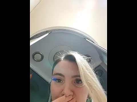 Snapshot of Wicked_cookie chatting on December 2025 08:21:01 PM Wicked cookie online show from December 2025 08:21:01 PM