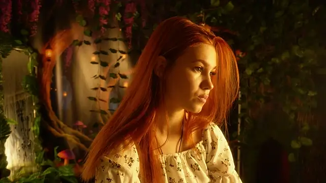 Snapshot of eliz_gallen chatting on October 2025 04:30:02 PM eliz gallen online show from October 2025 04:30:02 PM