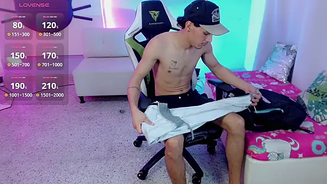 Snapshot of yankees_ chatting on October 2025 11:12:01 AM yankees online show from October 2025 11:12:01 AM