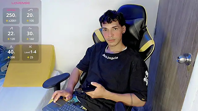 Snapshot of yankees_ chatting on September 2025 05:03:02 AM yankees online show from September 2025 05:03:02 AM