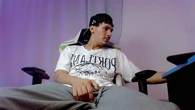 Snapshot of yankees_ chatting on October 2025 08:38:02 AM yankees online show from October 2025 08:38:02 AM