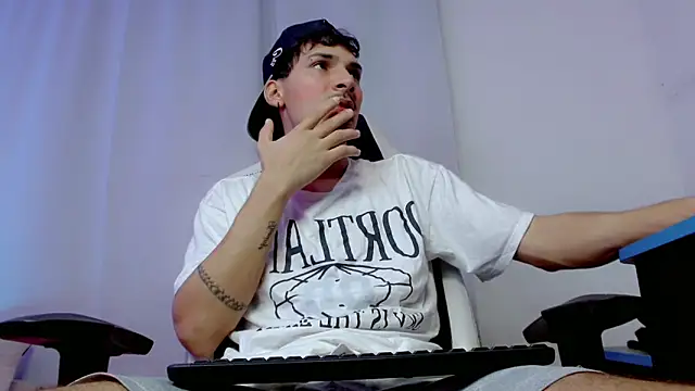 Snapshot of yankees_ chatting on October 2025 05:31:02 AM yankees online show from October 2025 05:31:02 AM