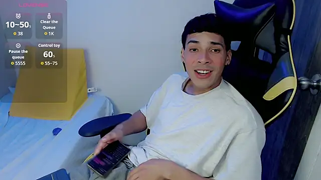 Snapshot of yankees_ chatting on September 2025 04:45:01 AM yankees online show from September 2025 04:45:01 AM