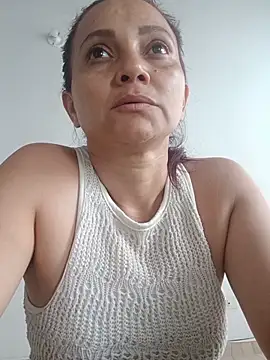 Amanda39 online show from May 2026 09:46:02 PM