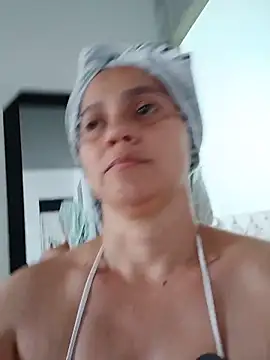Amanda39 online show from June 2026 10:32:02 PM