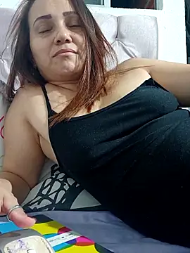 Amanda39 online show from December 2025 11:32:02 PM