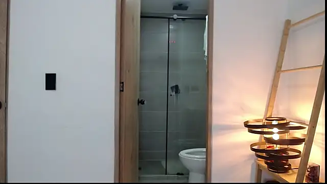 AngelJoell online show from September 2025 12:33:02 PM