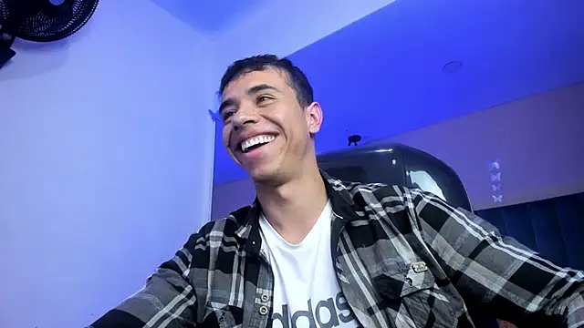 Muscle Scott online show from February 2026 07:22:01 PM