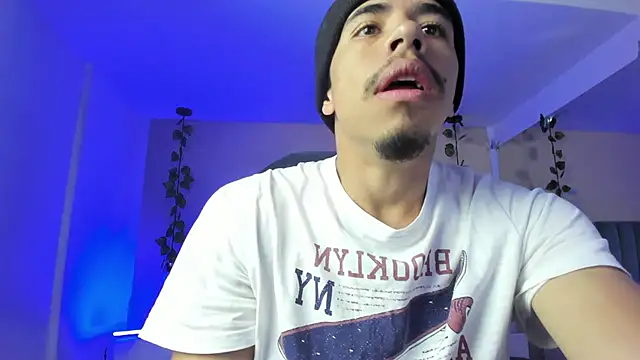 Muscle Scott online show from January 2026 01:04:02 PM