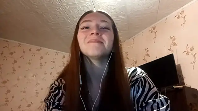 Sophiecuttie online show from September 2025 01:24:02 PM