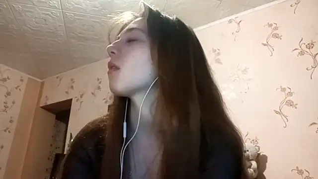 Sophiecuttie online show from September 2025 01:06:01 PM