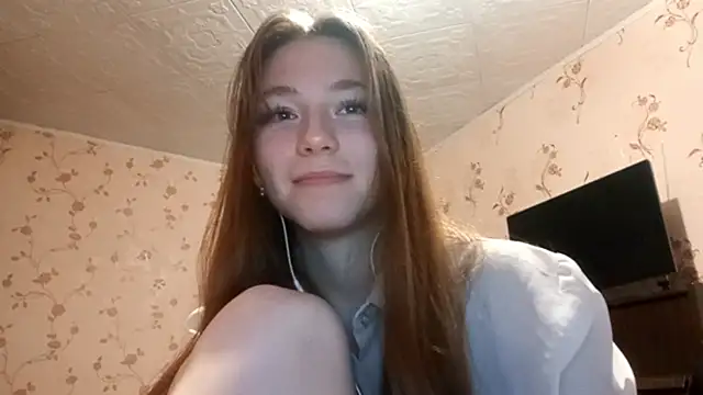 Sophiecuttie online show from September 2025 05:00:01 PM