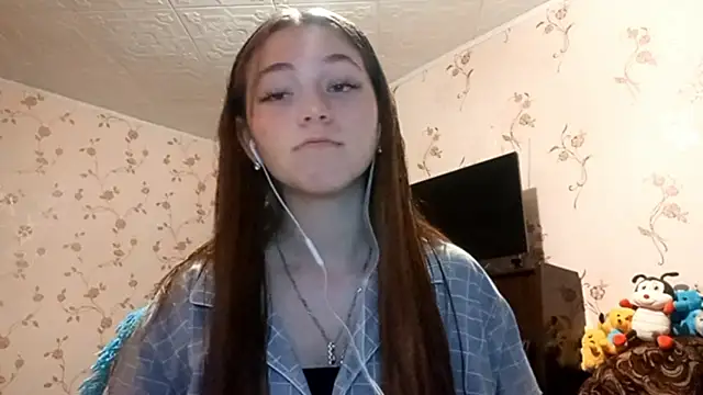 Sophiecuttie online show from September 2025 02:28:01 PM