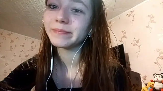 Sophiecuttie online show from September 2025 01:05:02 PM