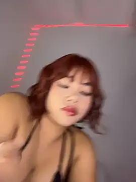 Dakota-Lona online show from March 2026 10:11:01 PM