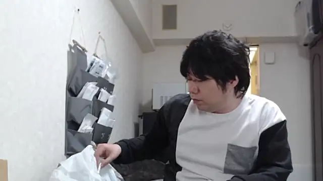 raterate555 online show from April 2026 07:45:01 AM