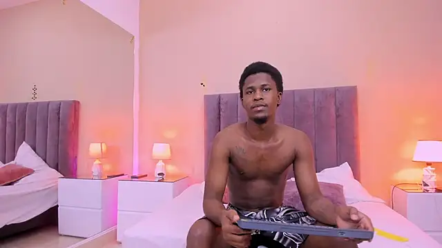 Kiaraa y Her Crazy online show from June 2026 04:03:01 AM