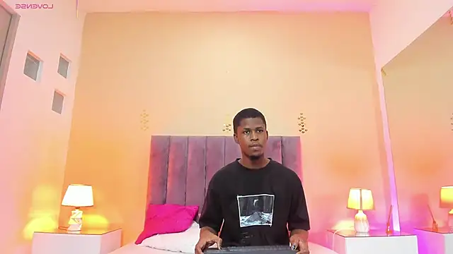 Kiaraa y Her Crazy online show from March 2026 03:57:02 AM