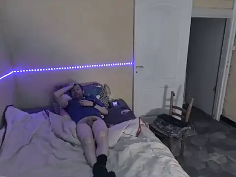 frederic198 online show from September 2025 07:36:02 PM