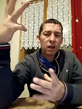 frederic198 online show from October 2025 07:17:01 PM