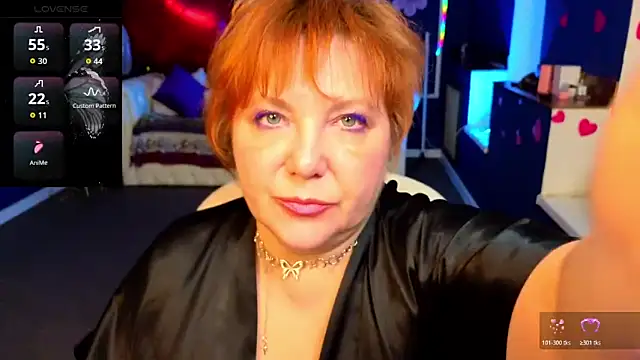 Kira Kenett online show from April 2026 03:51:01 PM