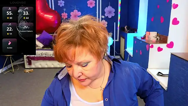 Kira Kenett online show from April 2026 07:10:01 AM