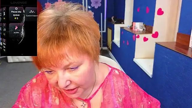 Kira Kenett online show from April 2026 05:16:02 PM