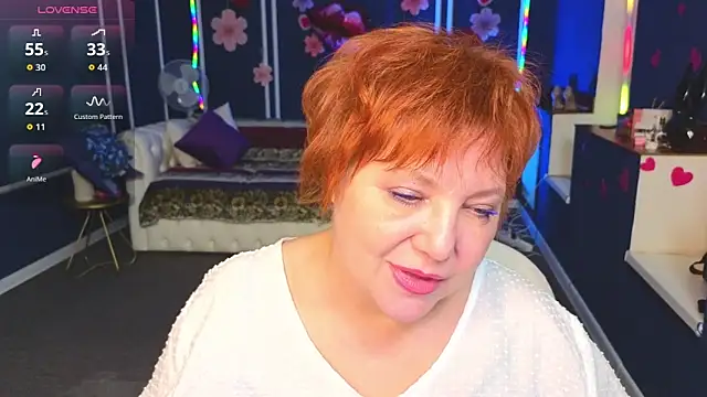 Kira Kenett online show from February 2026 07:12:01 PM