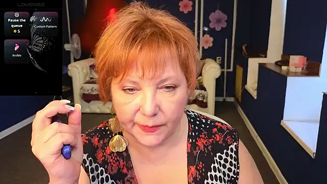 Kira Kenett online show from May 2026 06:45:02 AM