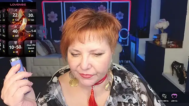 Kira Kenett online show from October 2025 11:31:02 AM